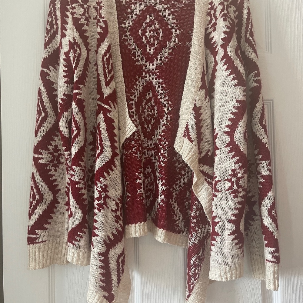 Arizona Jean Company Red and Cream Cardigan